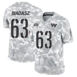 Men's Tyler Biadasz Washington Commanders No.63 Limited 2024 Salute to Service Jersey - Arctic Camo